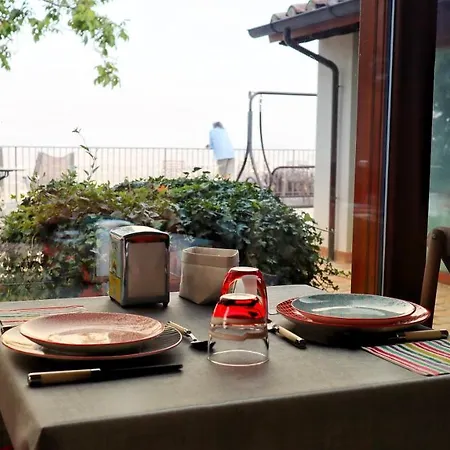 Clara Bed & Breakfast *